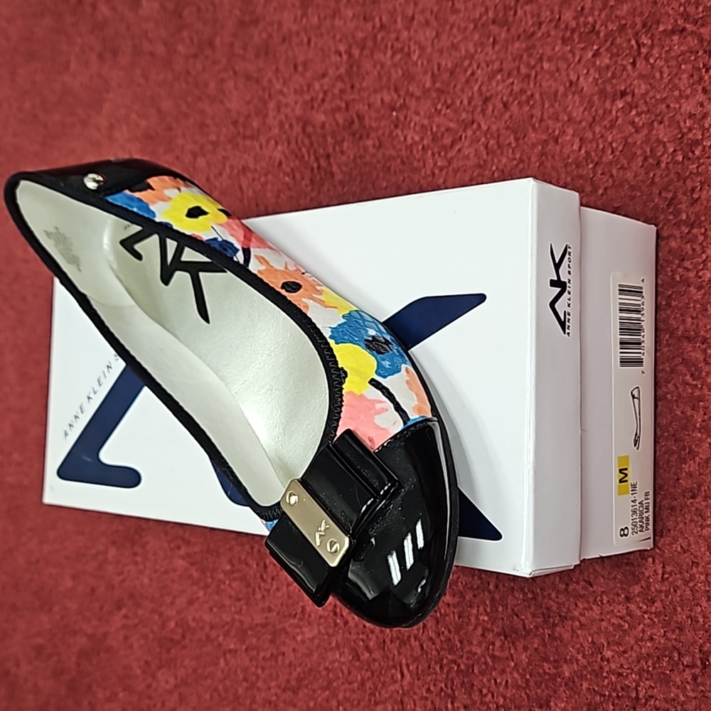 Anne Klein sport flats size 8M